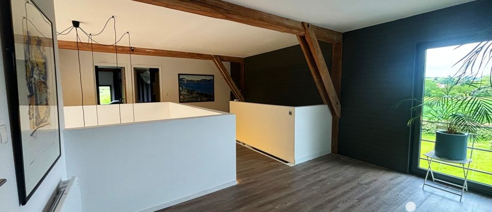 Architect house 5 rooms of 220 m² in Coux et Bigaroque-Mouzens (24220)