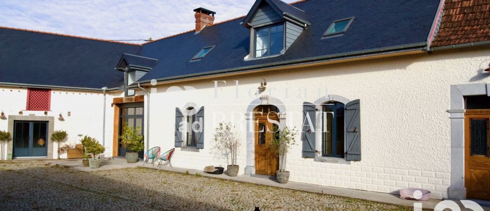 Village house 8 rooms of 220 m² in Tarbes (65000)