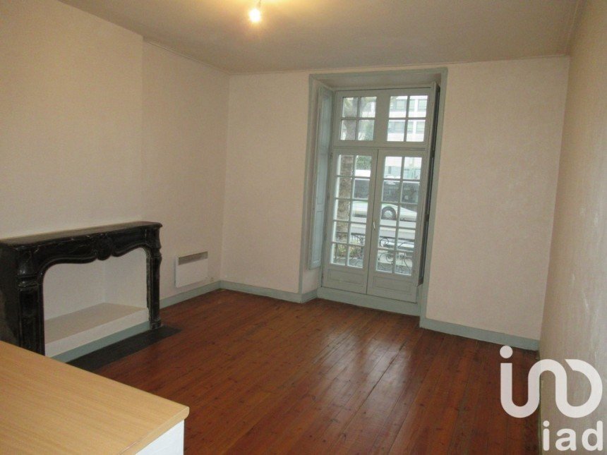 Apartment 2 rooms of 48 m² in Nantes (44000)