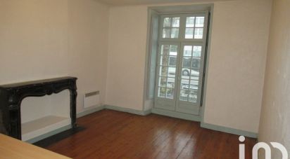 Apartment 2 rooms of 48 m² in Nantes (44000)