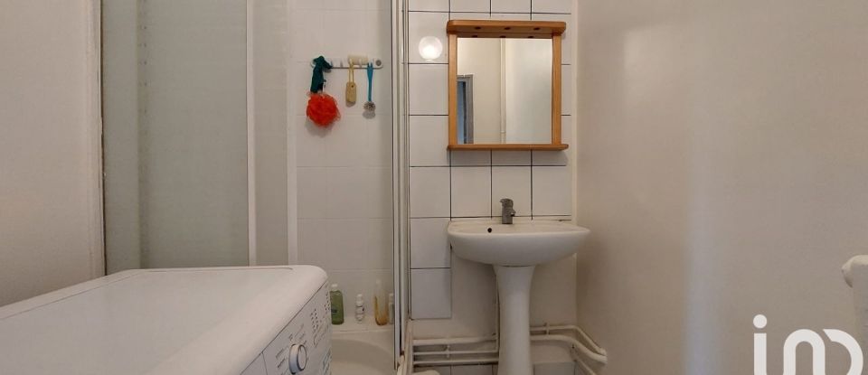 Appartement 3 pièces de 49 m² à Montreuil (93100)