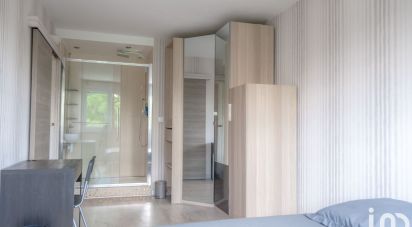 Appartement 1 pièce de 15 m² à Ris-Orangis (91130)