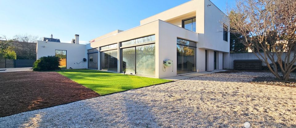 Architect house 7 rooms of 290 m² in Perpignan (66000)