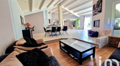 House 9 rooms of 236 m² in Mouilleron-le-Captif (85000)