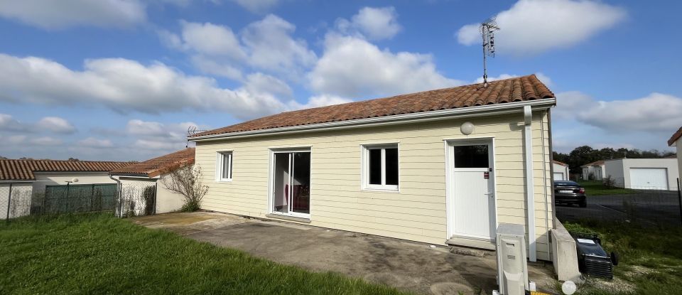 Pavillon 4 pièces de 87 m² à Montmorillon (86500)