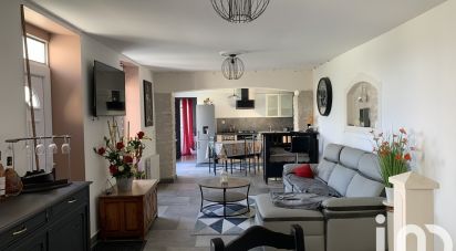 House 13 rooms of 333 m² in Bourg-Charente (16200)