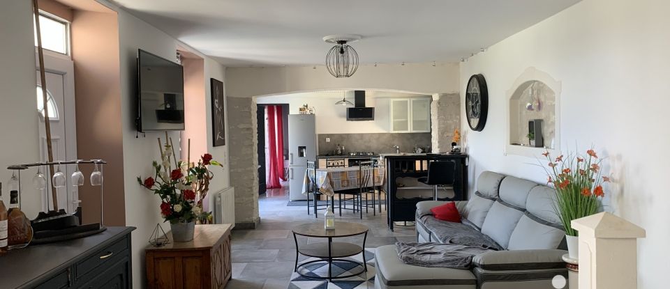 House 13 rooms of 333 m² in Bourg-Charente (16200)