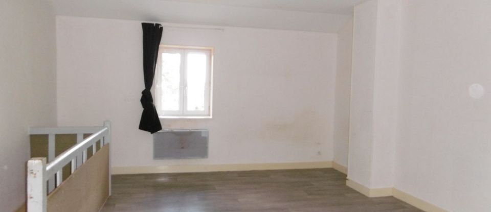 House 3 rooms of 70 m² in Bussière-Poitevine (87320)