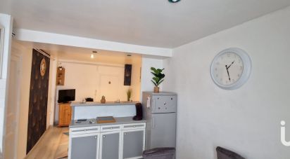 Appartement 4 pièces de 45 m² à Mont-Dore (63240)