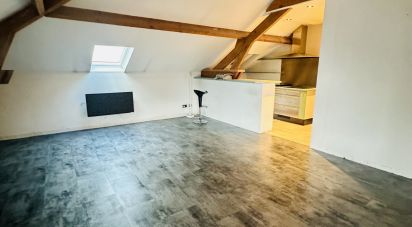 Appartement 5 pièces de 120 m² à Bruay-la-Buissière (62700)