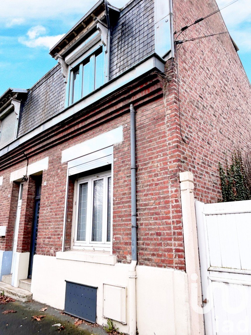 Maison de ville 5 pièces de 77 m² à Saint-Quentin (02100)