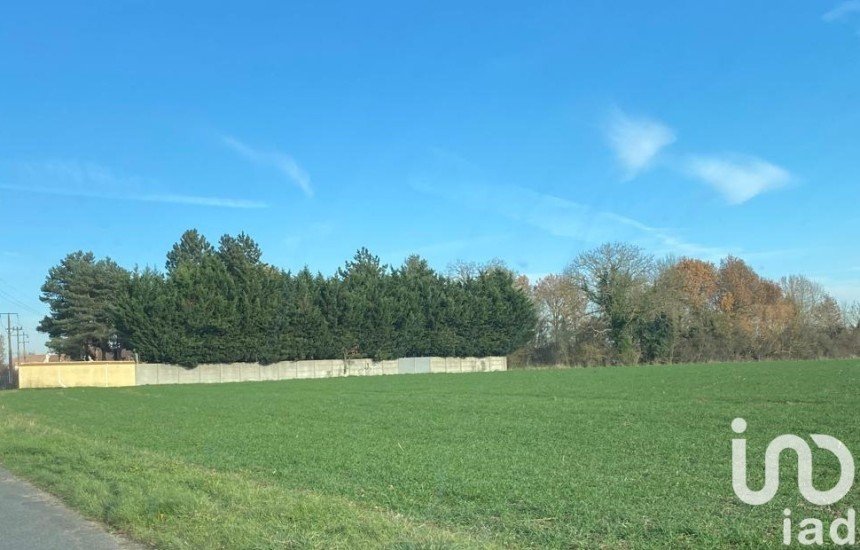 Land of 440 m² in Héricy (77850)