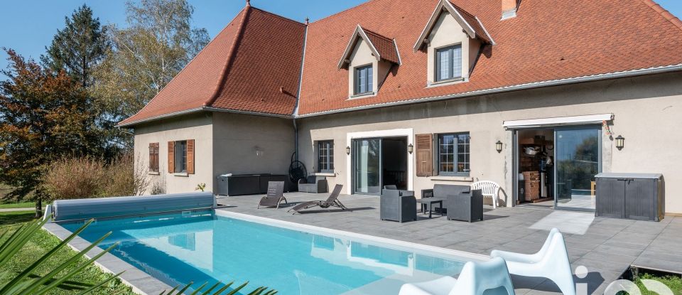 Maison 10 pièces de 333 m² à La Buisse (38500)