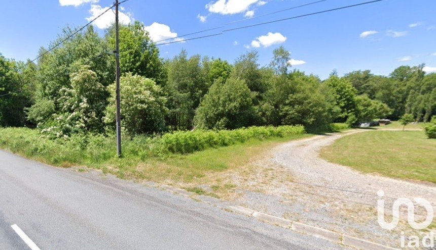 Terrain de 18 210 m² à Marcillac-la-Croisille (19320)