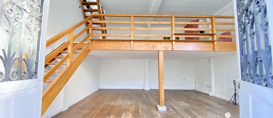 Loft 5 rooms of 120 m² in Paris (75006)