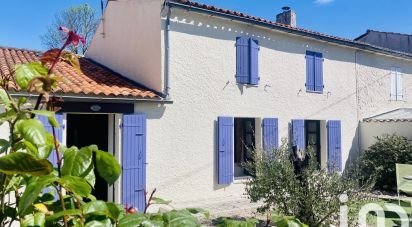 Maison de village 4 pièces de 93 m² à Saint-Christophe (17220)