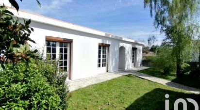 Traditional house 6 rooms of 169 m² in Dompierre-sur-Yon (85170)