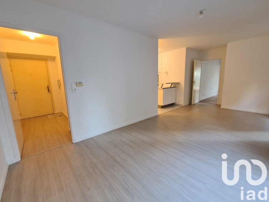 Apartment 2 rooms of 48 m² in Argenteuil (95100)