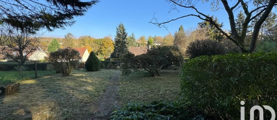 Terrain de 803 m² à Saint-Cyr-en-Arthies (95510)