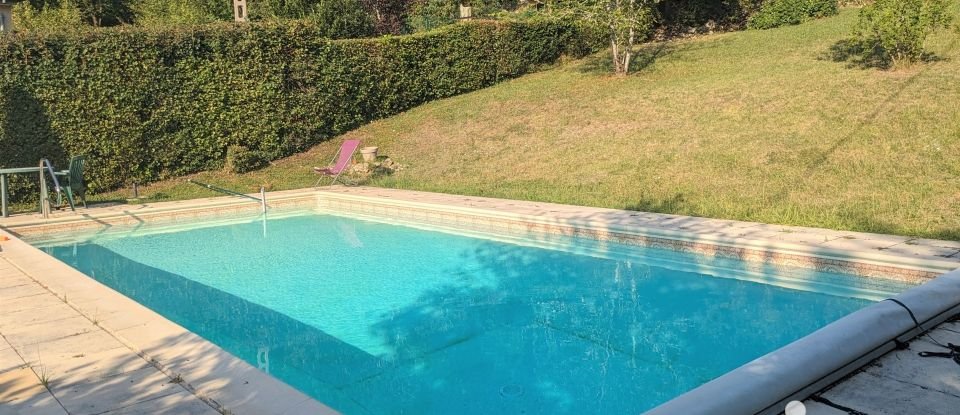 Maison 3 pièces de 64 m² à Saint-Cyprien (24220)