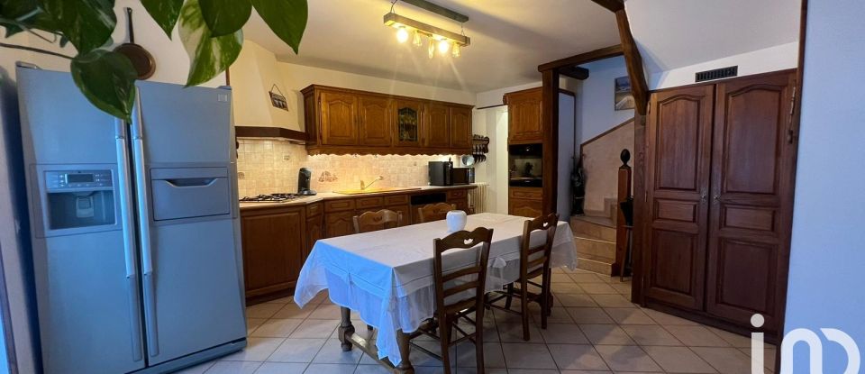 Traditional house 5 rooms of 100 m² in Moisenay (77950)