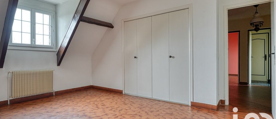 Maison traditionnelle 6 pièces de 170 m² à Verneuil-sur-Seine (78480)