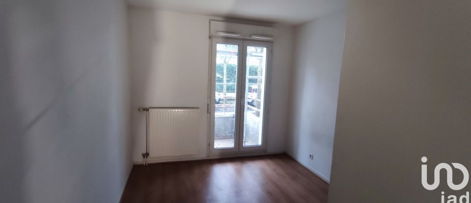 Apartment 2 rooms of 49 m² in Chelles (77500)