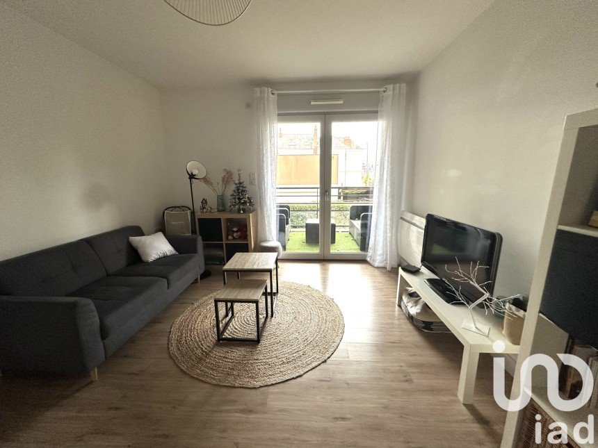 Apartment 2 rooms of 39 m² in Angers (49000)