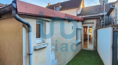 Town house 2 rooms of 48 m² in Villeneuve-sur-Yonne (89500)