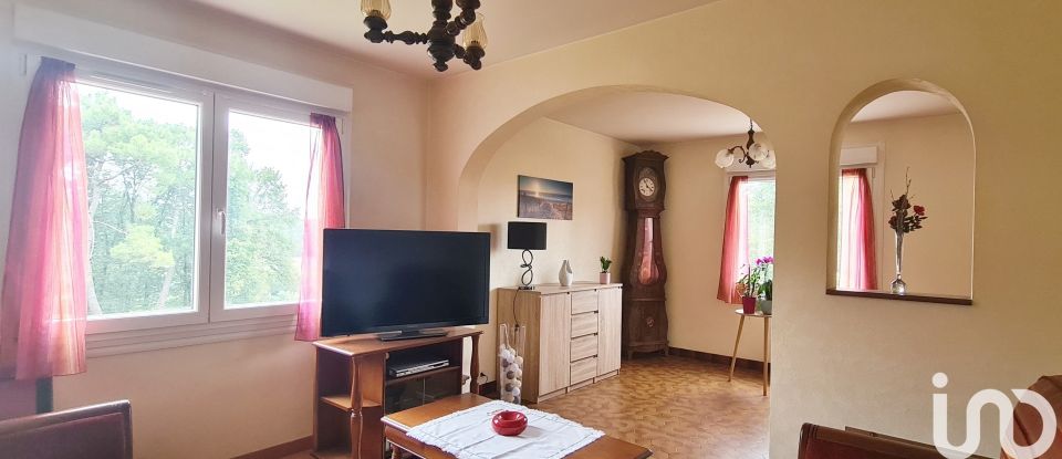 Traditional house 5 rooms of 110 m² in Saint-Jacut-les-Pins (56220)