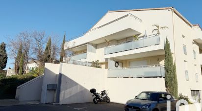 Apartment 3 rooms of 84 m² in La Garde (83130)