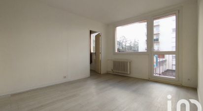 Studio 1 room of 27 m² in Évreux (27000)