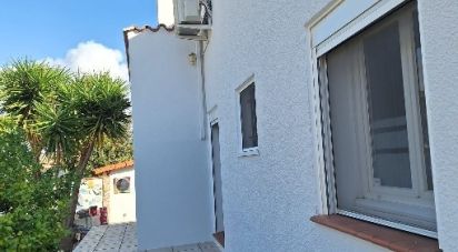 Traditional house 5 rooms of 130 m² in Thuir (66300)