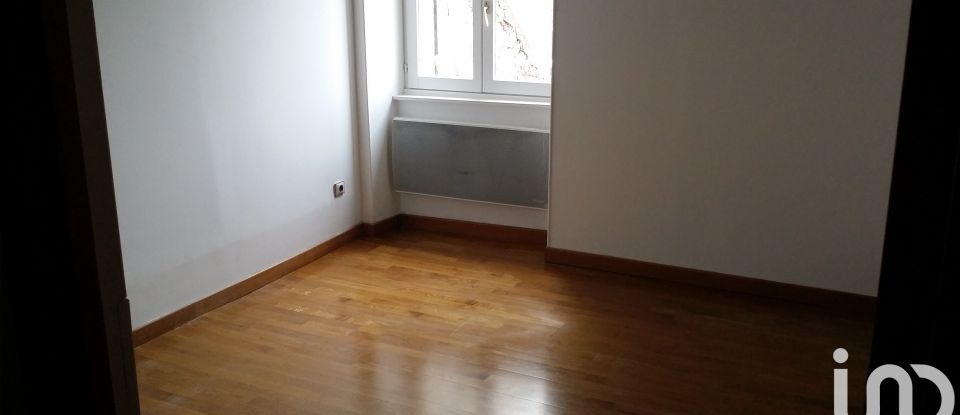 Apartment 3 rooms of 86 m² in Fontainebleau (77300)