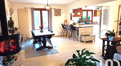 Traditional house 6 rooms of 125 m² in Cernay-la-Ville (78720)