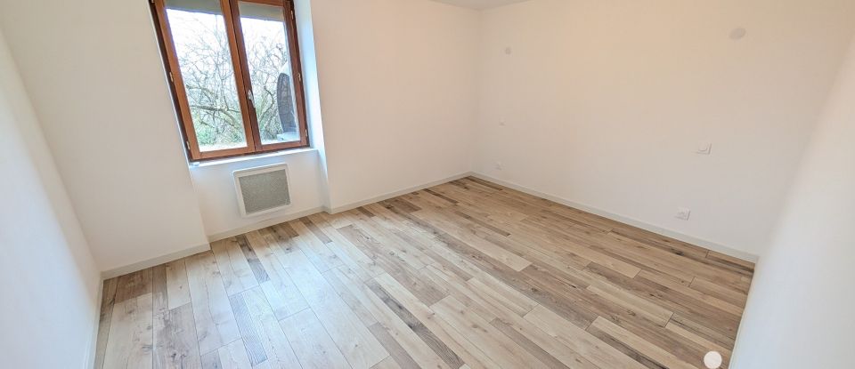 Maison 5 pièces de 155 m² à Civaux (86320)