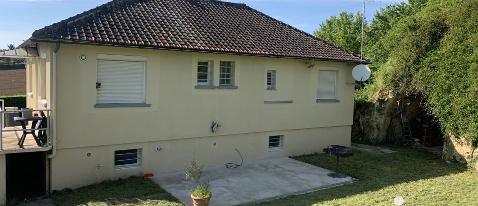 Pavillon 4 pièces de 110 m² à Salins (77148)