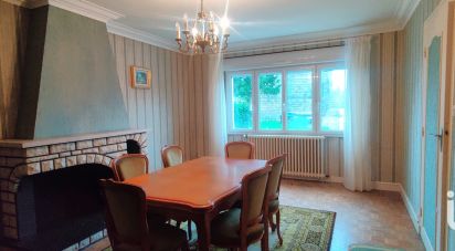 House 8 rooms of 110 m² in Sainte-Marie (35600)