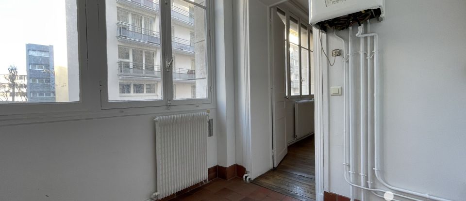 Apartment 3 rooms of 59 m² in Paris (75010)