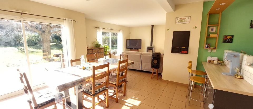 House 5 rooms of 152 m² in Allier (65360)