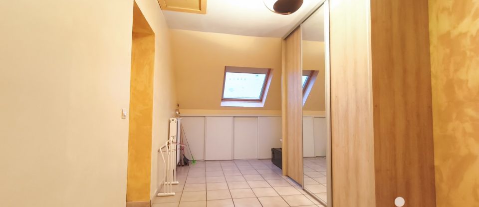 House 7 rooms of 133 m² in Roissy-en-Brie (77680)