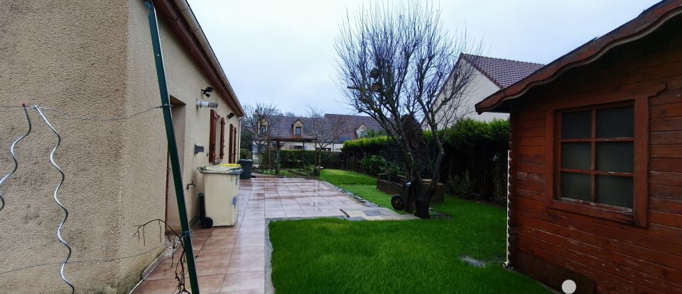 House 7 rooms of 133 m² in Roissy-en-Brie (77680)