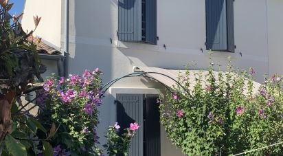 Traditional house 3 rooms of 67 m² in Saintes (17100)