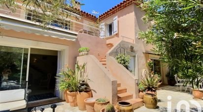 Traditional house 7 rooms of 180 m² in Bandol (83150)