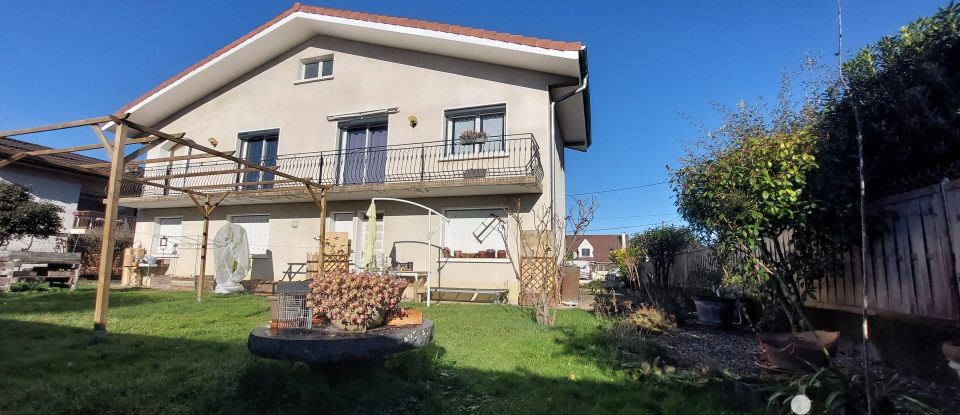 House 5 rooms of 168 m² in Séméac (65600)