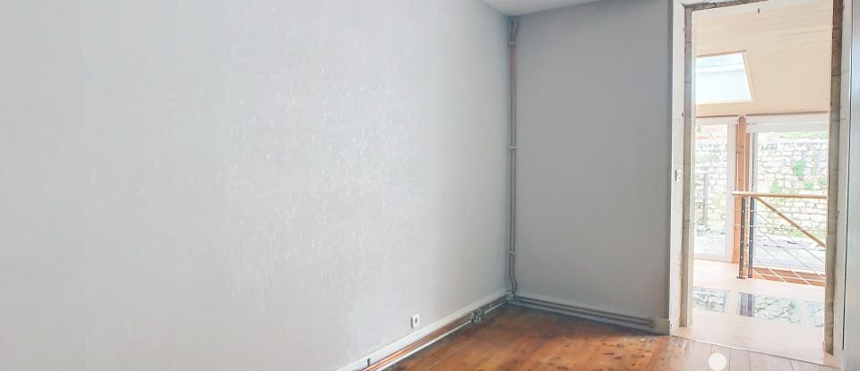 Maison de ville 4 pièces de 118 m² à Angoulême (16000)