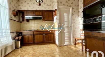 House 5 rooms of 70 m² in Chartres (28000)