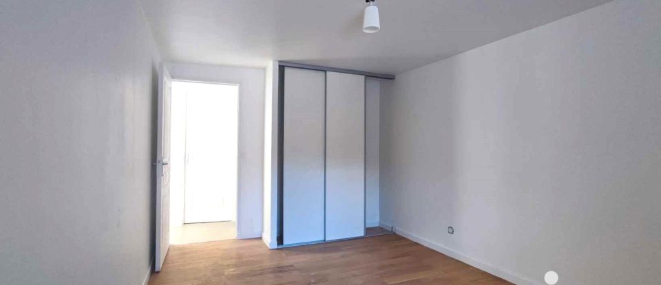 Apartment 3 rooms of 68 m² in Châtenay-Malabry (92290)