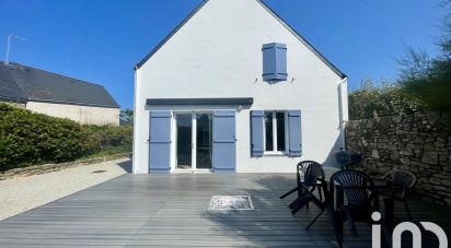 House 8 rooms of 230 m² in Quiberon (56170)