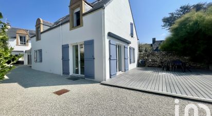 House 8 rooms of 230 m² in Quiberon (56170)